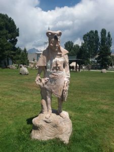 статуя в рух ордо скульптура